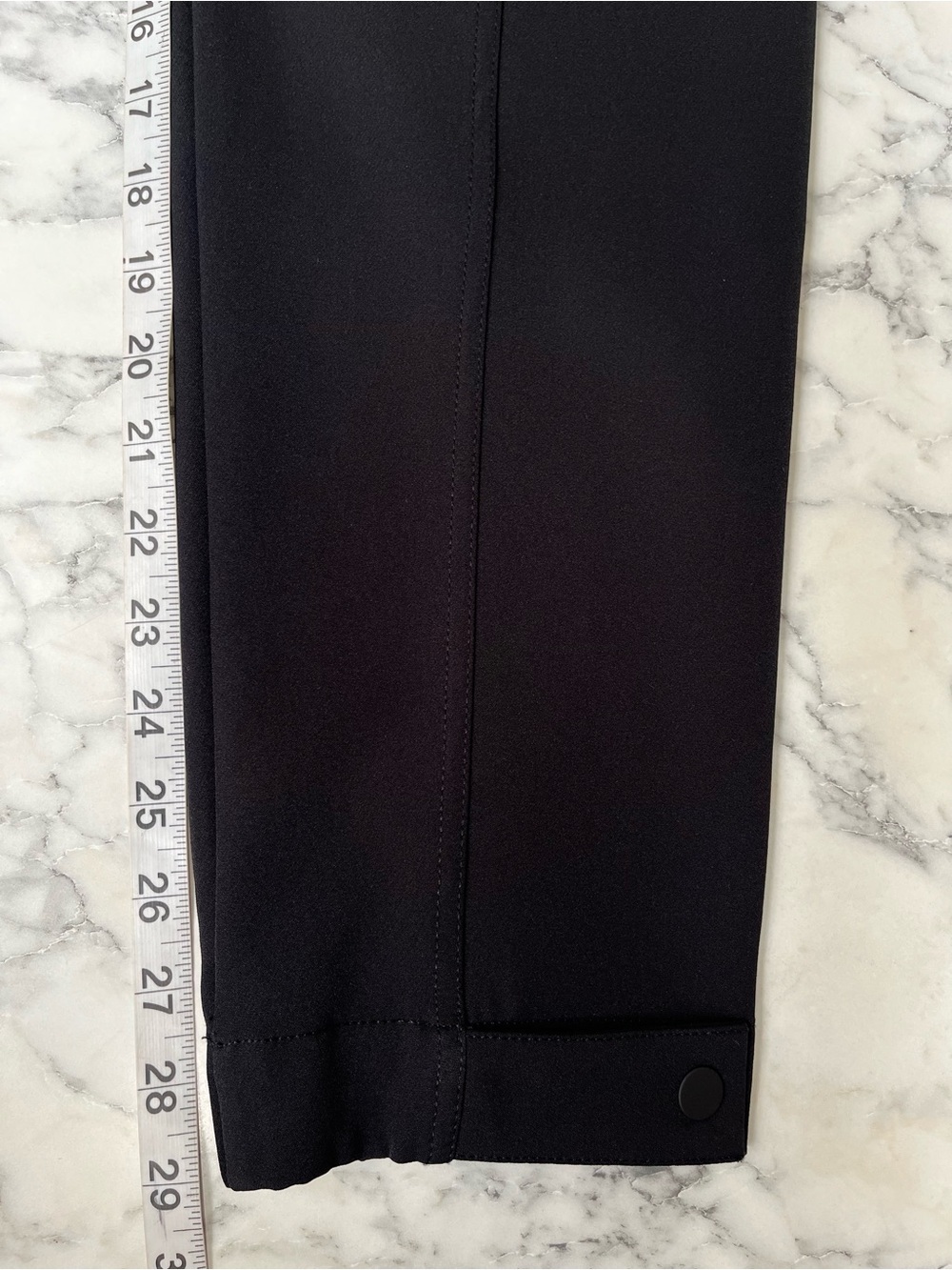 Athleta Endless High-Rise Cargo Pants Black 467187 Size 6 Travel Athletic Casual - Picture 10 of 16
